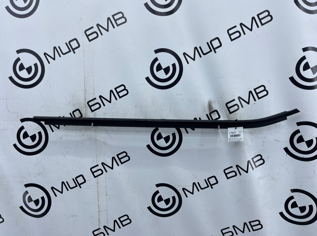 Молдинг двери BMW X4 xDrive20d LCI 2023 G02 B47D20B Перед. Прав.
