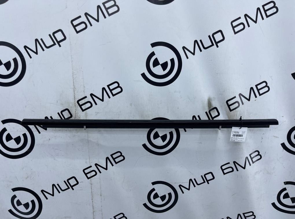 Молдинг двери BMW X4 xDrive20d LCI 2023 G02 B47D20B Задн. Лев.