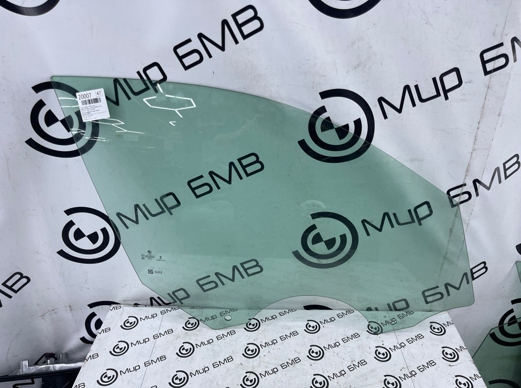 Стекло двери BMW X4 M40i LCI 2023 G02 B58B30C Перед. Прав.
