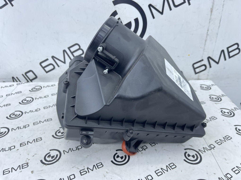 Корпус воздушного фильтра BMW X7 xDrive40i LCI 2023 G07 B58B30P