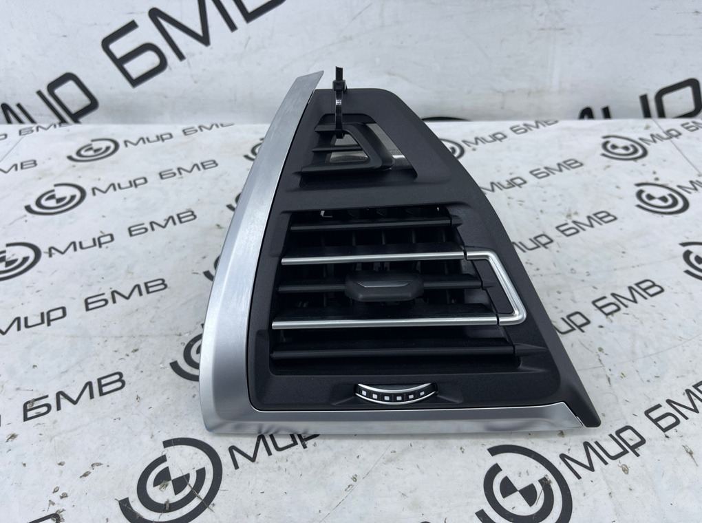 Дефлектор воздушный BMW X4 xDrive20d LCI 2023 G02 B47D20B Перед. Лев.