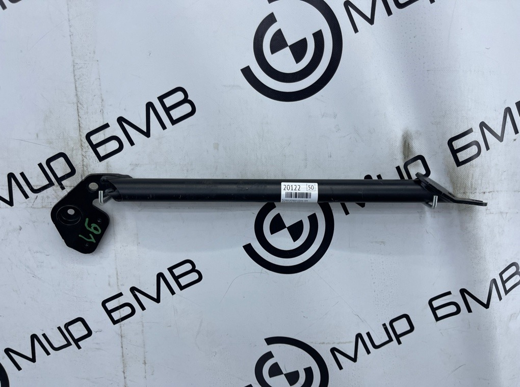 Растяжка моторного отсека BMW X6 M LCI 2023 F96 S68B44A Прав.