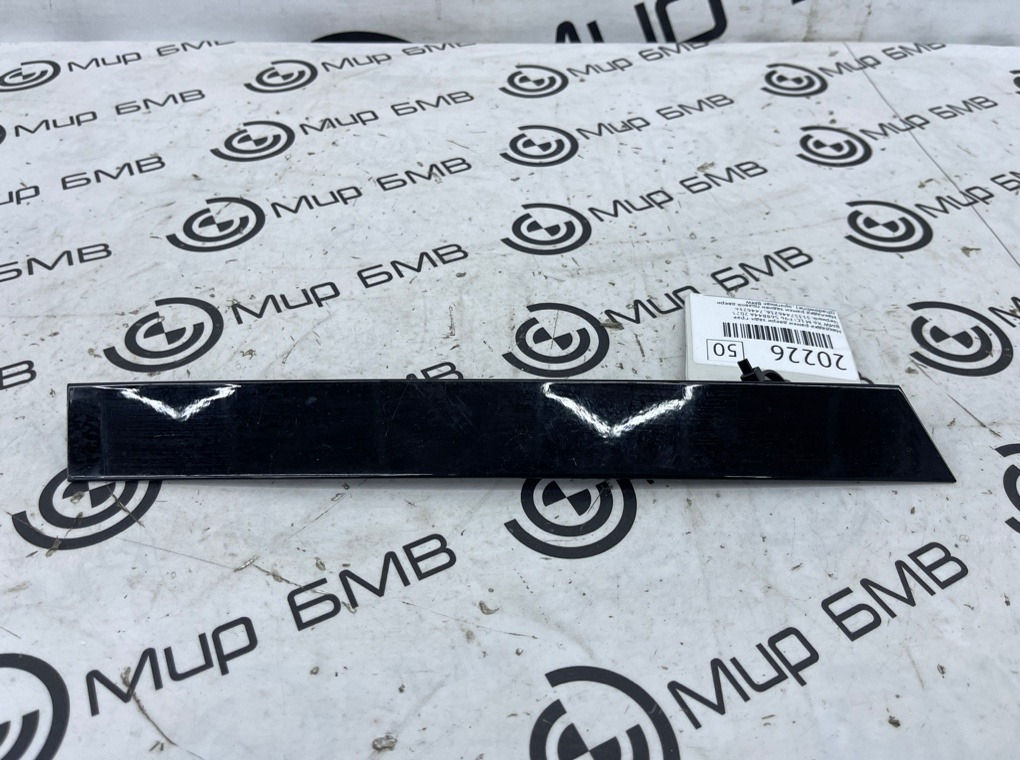 Накладка рамки двери BMW X6 M LCI 2023 F96 S68B44A Задн. Прав.