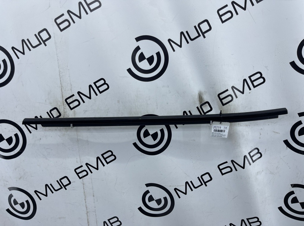 Молдинг двери BMW X3 M LCI 2023 F97 S58B30A Задн. Лев.
