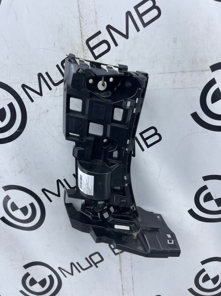 Кронштейн бампера BMW X5 G05 Задн. Лев.