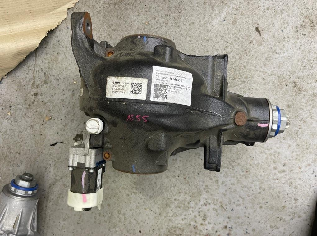 Редуктор заднего моста BMW XM 2023 G09 S68B44A