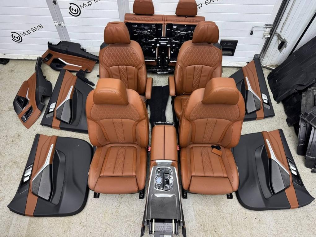 Салон Individual кожа BMW X7 xDrive40i LCI 2023 G07 B58B30P