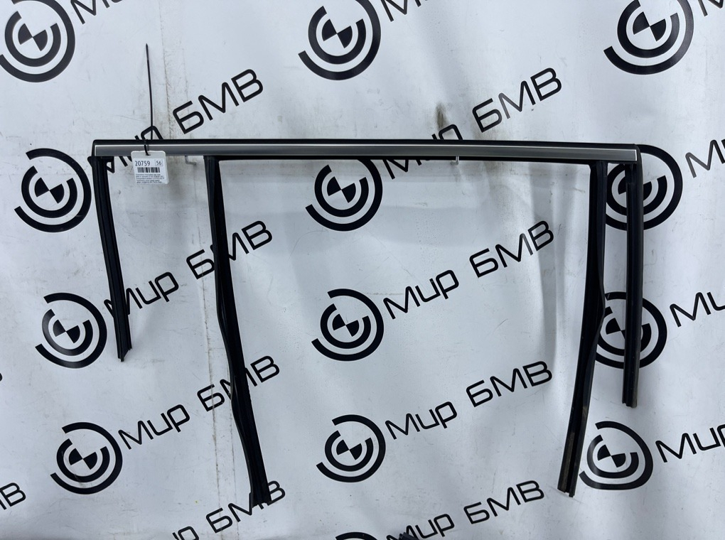 Уплотнитель стекла двери BMW X7 xDrive40i LCI 2023 G07 B58B30P Задн. Прав.