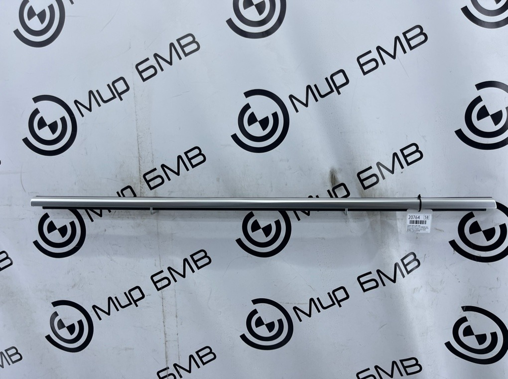 Молдинг двери BMW X7 xDrive40i LCI 2023 G07 B58B30P Задн. Прав.