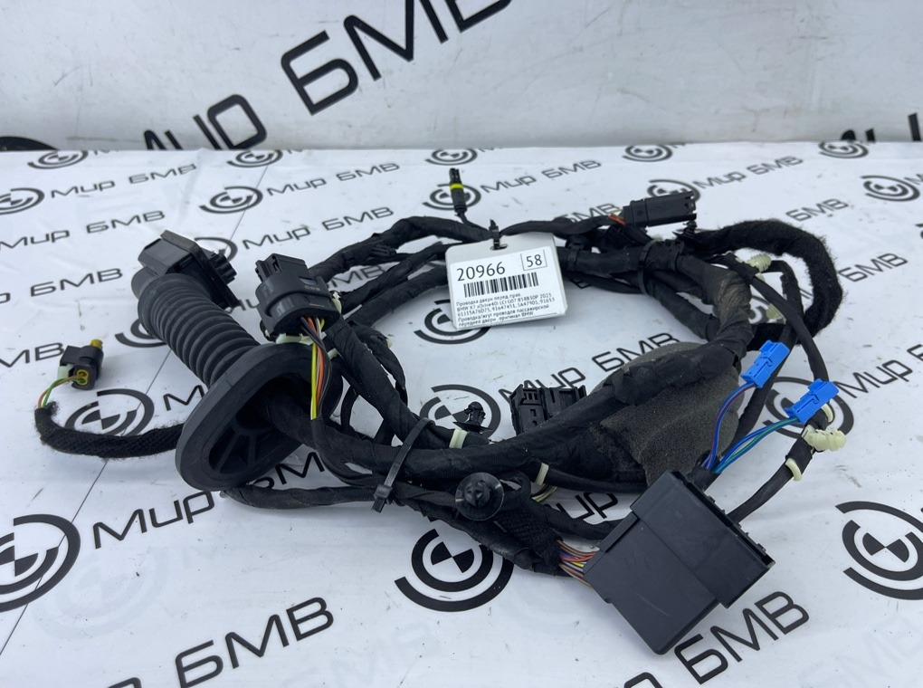 Проводка двери BMW X7 xDrive40i LCI 2023 G07 B58B30P Перед. Прав.