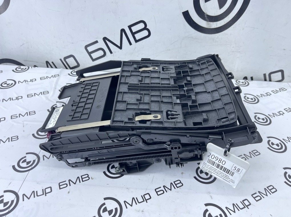 Ящик центральной консоли BMW X7 xDrive40i LCI 2023 G07 B58B30P Перед.