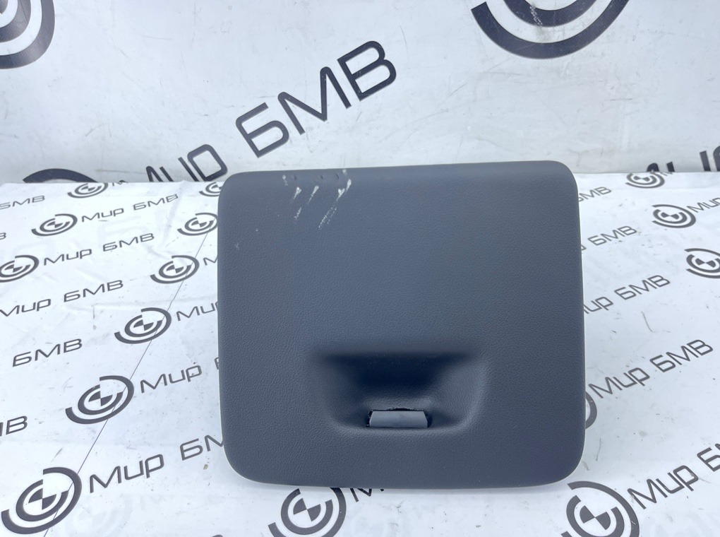 Бардачок водителя BMW X7 xDrive40i LCI 2023 G07 B58B30P