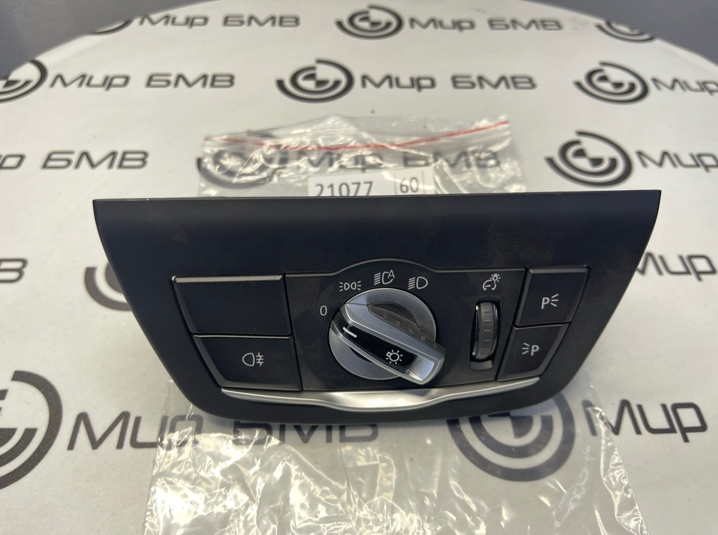 Блок управления освещением BMW X3 G01