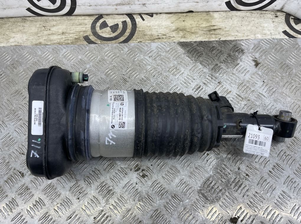 Амортизатор подвески BMW X5 xDrive50e LCI 2023 G05 B58B30S Задн. Лев.