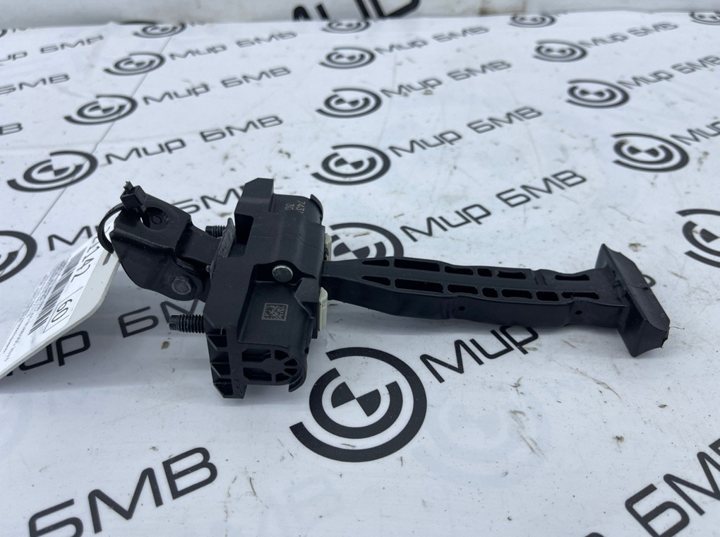 Ограничитель двери BMW X5 xDrive50e LCI 2023 G05 B58B30S Задн.