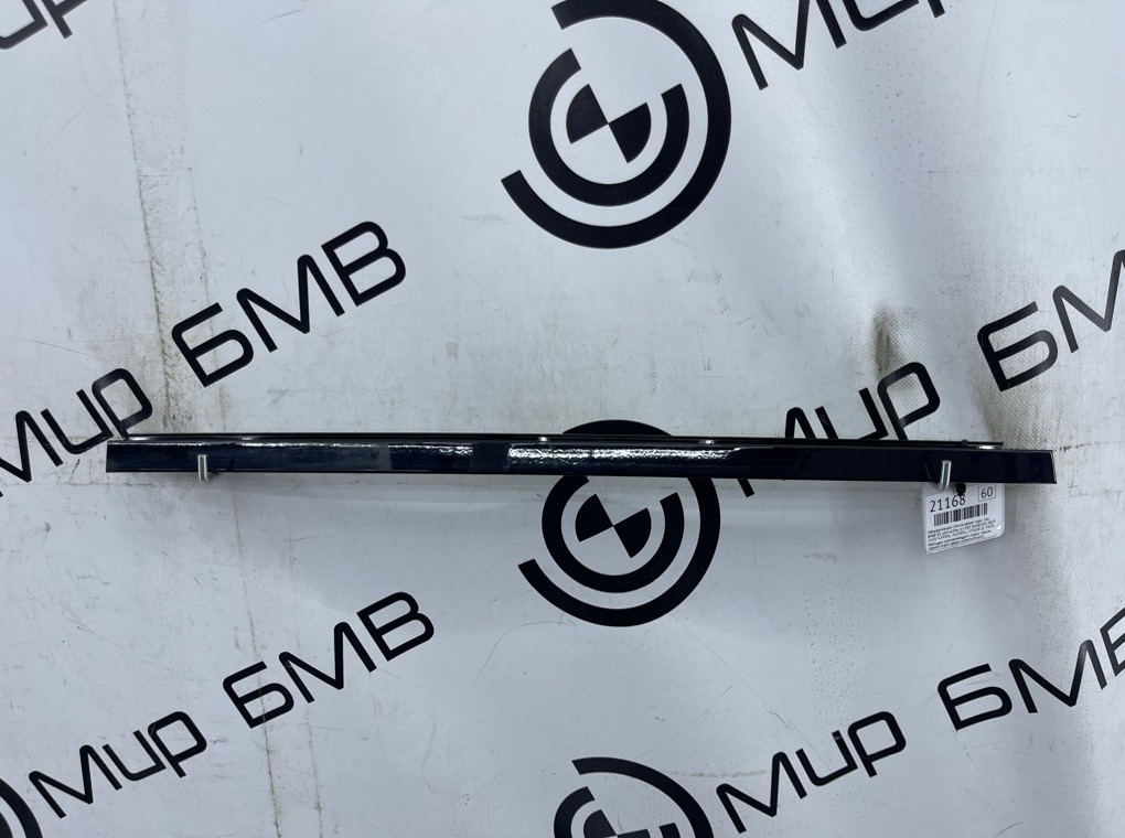 Направляющая стекла двери BMW X5 xDrive50e LCI 2023 G05 B58B30S Задн. Лев.