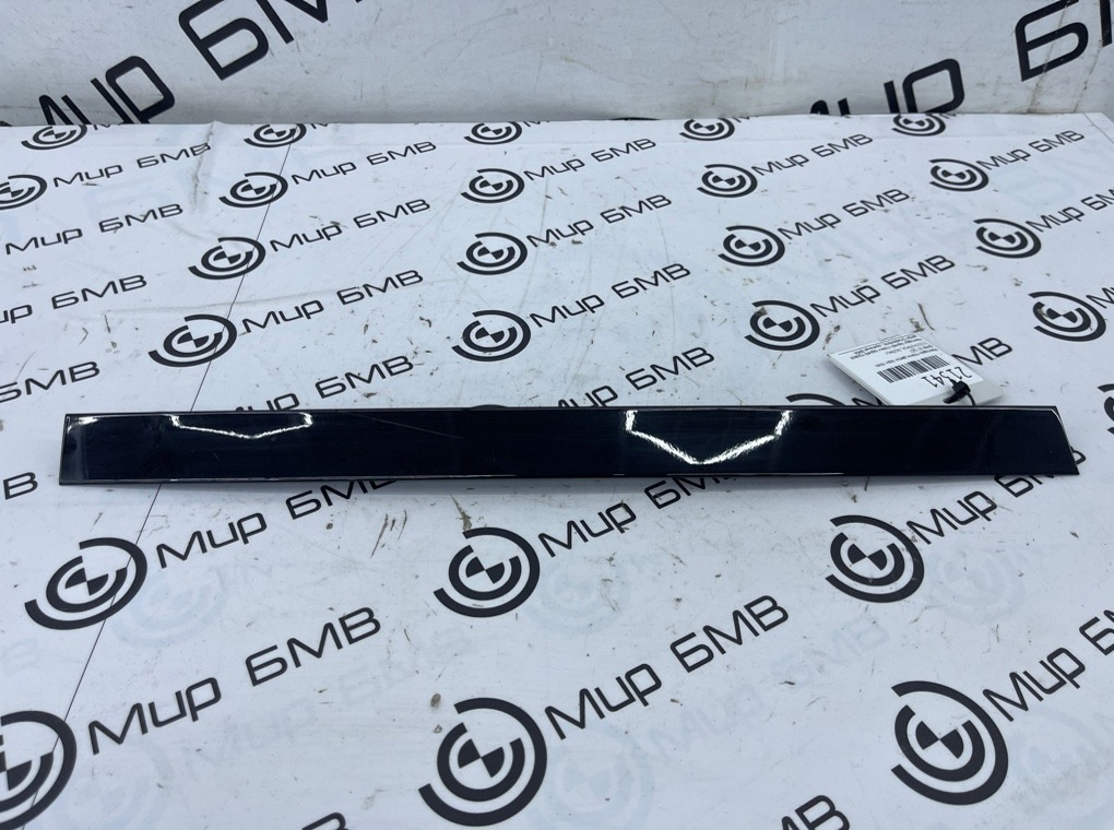 Молдинг двери BMW X7 G07 Задн. Прав.