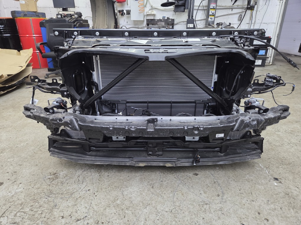 Передняя панель в сборе BMW X5 xDrive30d LCI 2023 G05 B57D30B