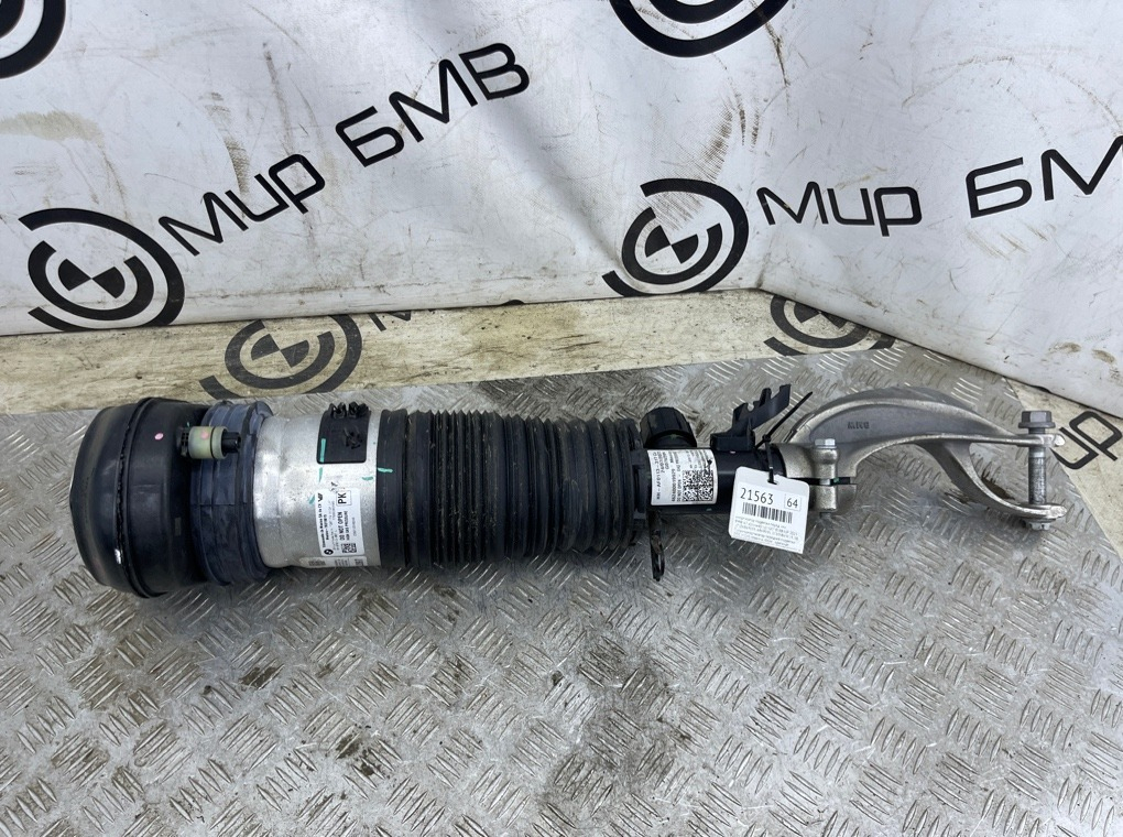 Амортизатор подвески BMW X7 xDrive40i LCI 2023 G07 B58B30P Перед. Лев.