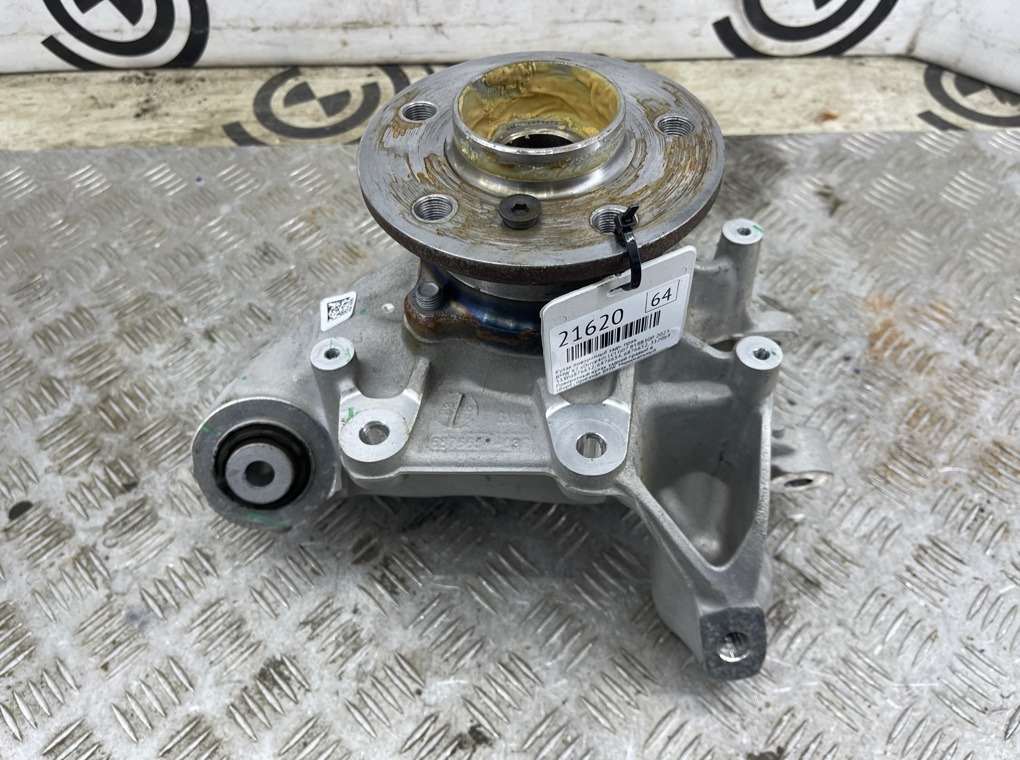 Кулак поворотный BMW X7 xDrive40i LCI 2023 G07 B58B30P Задн. Прав.