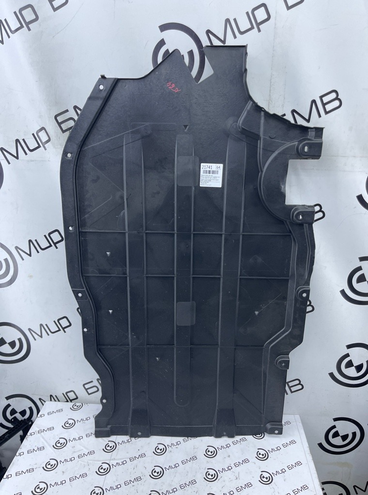 Пыльник кузова BMW X7 xDrive40i LCI 2023 G07 B58B30P Задн. Лев.