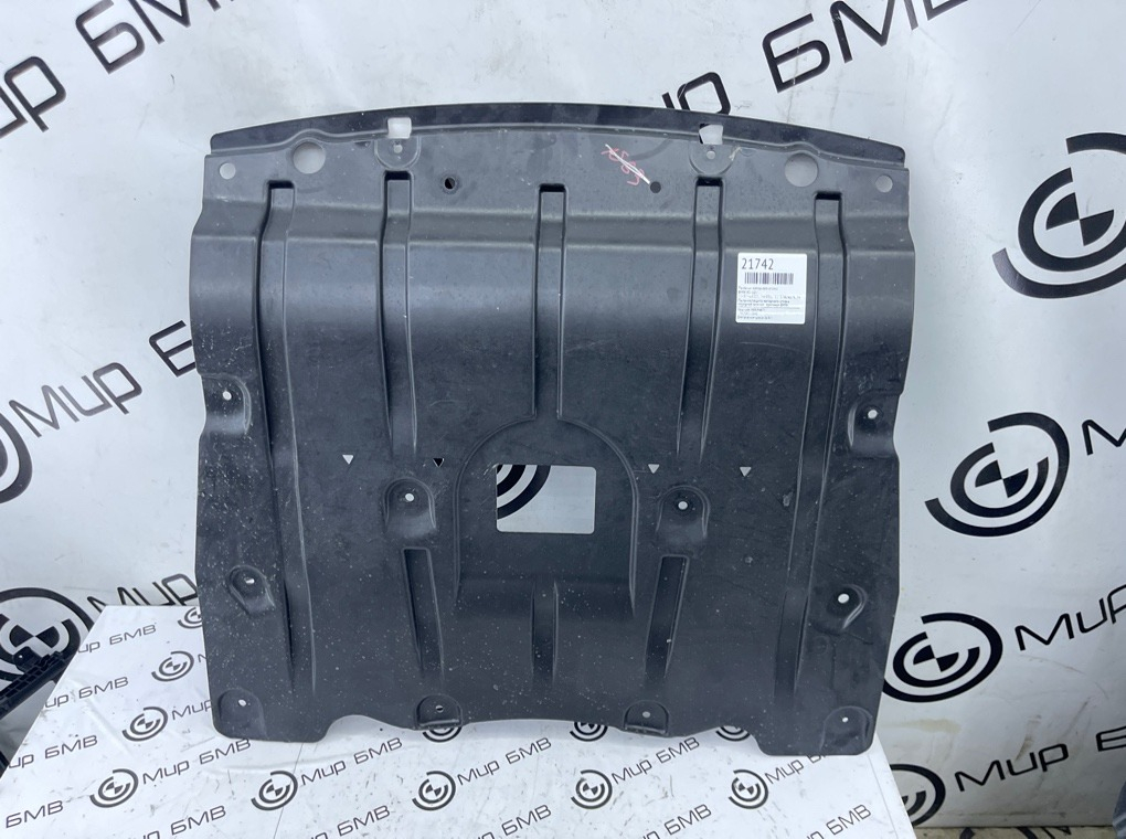 Пыльник моторного отсека BMW X5 G05