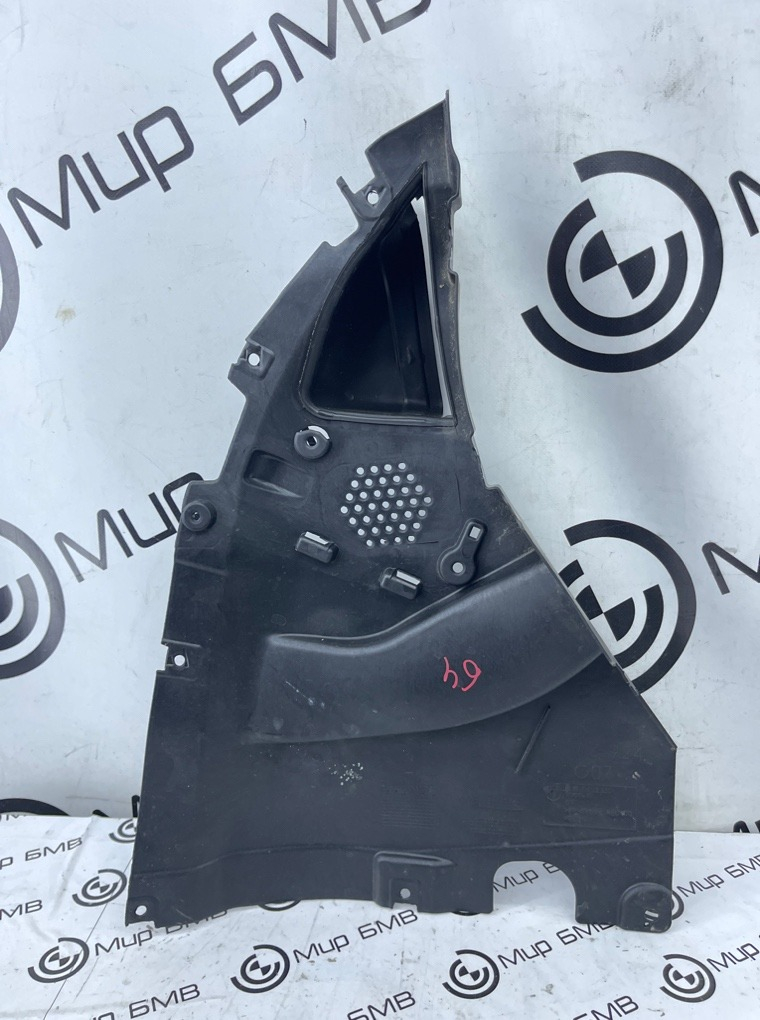 Пыльник бампера BMW X7 xDrive40i LCI 2023 G07 B58B30P Перед. Прав.