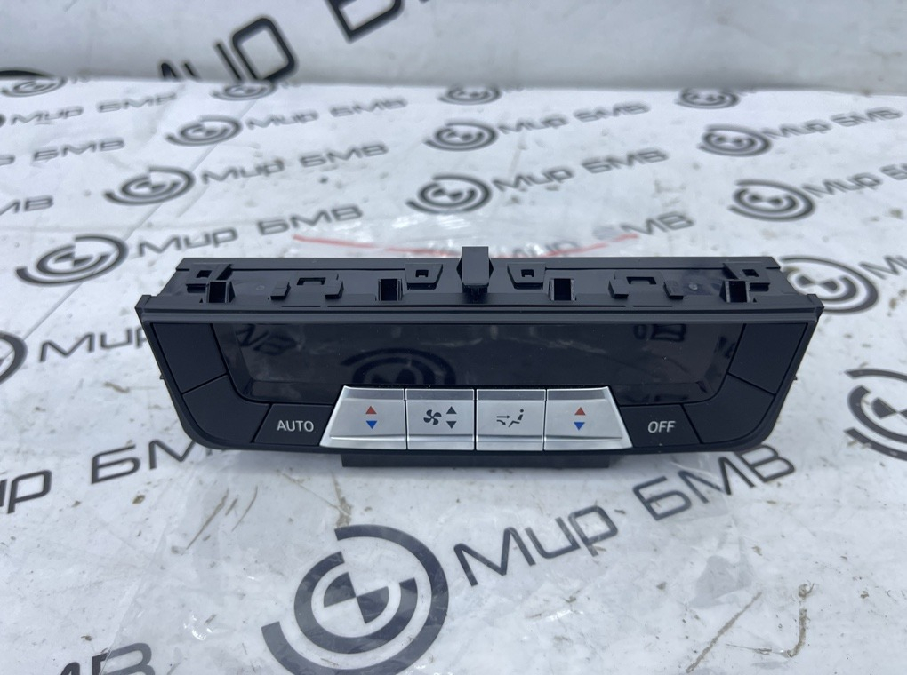 Панель управления кондиционером BMW X5 M Competition LCI 2023 F95 S68B44A Задн.