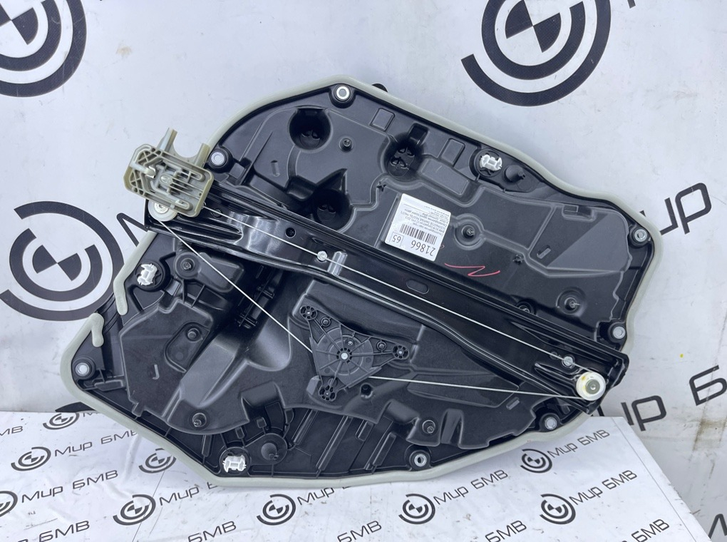 Стеклоподъемник BMW X5 M Competition LCI 2023 F95 S68B44A Задн. Прав.