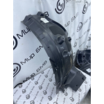 Подкрылок BMW X7 xDrive40i LCI 2023 G07 B58B30P Перед. Лев.