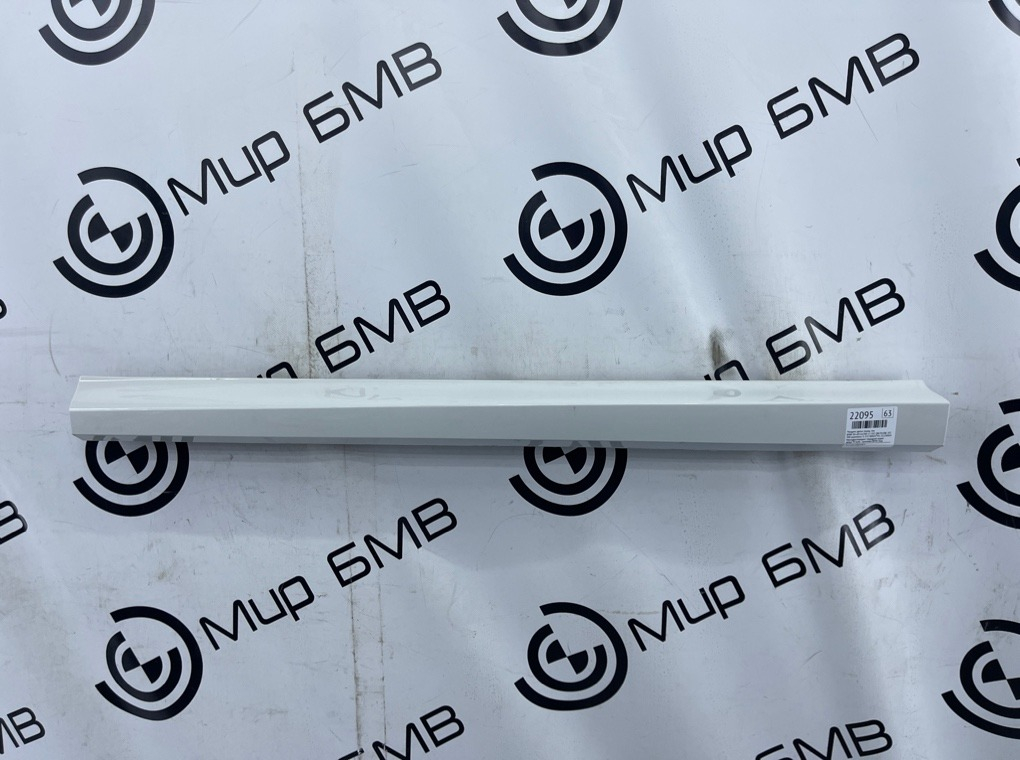 Молдинг двери BMW X4 xDrive20d LCI 2023 G02 (B47D20B Перед. Лев.