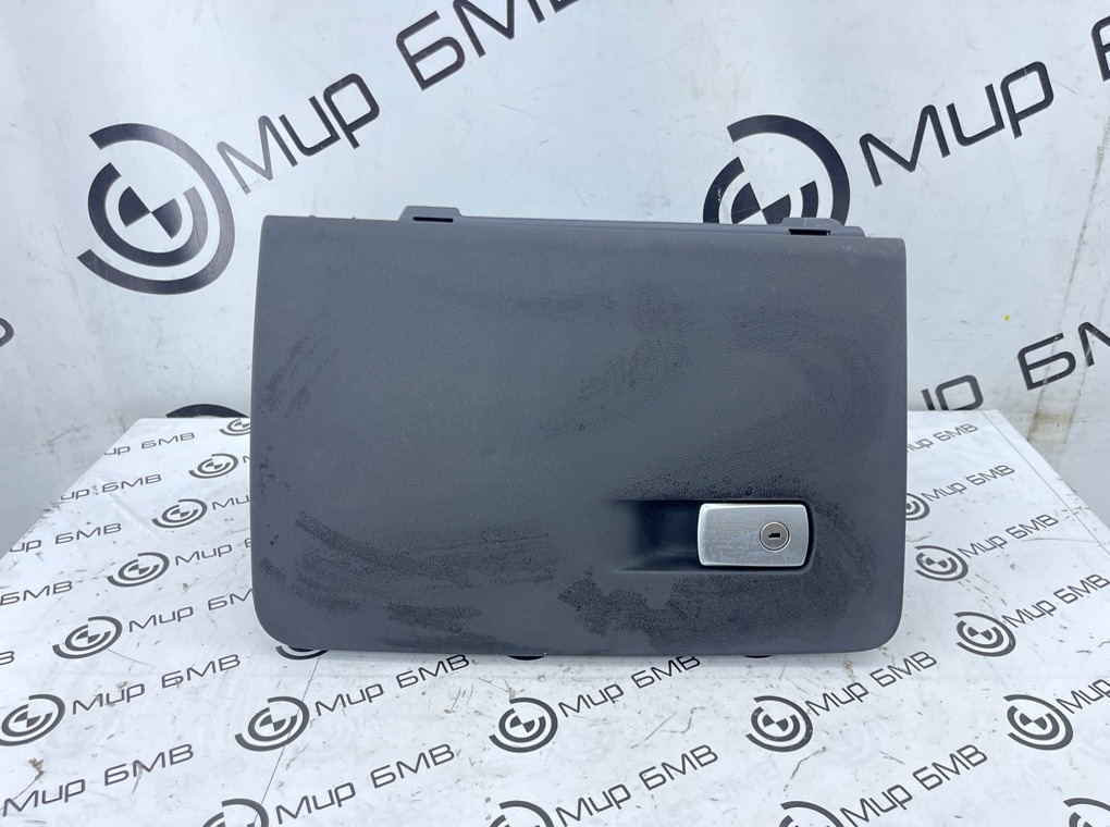 Бардачок BMW X4 xDrive20d LCI 2023 G02 (B47D20B Прав.