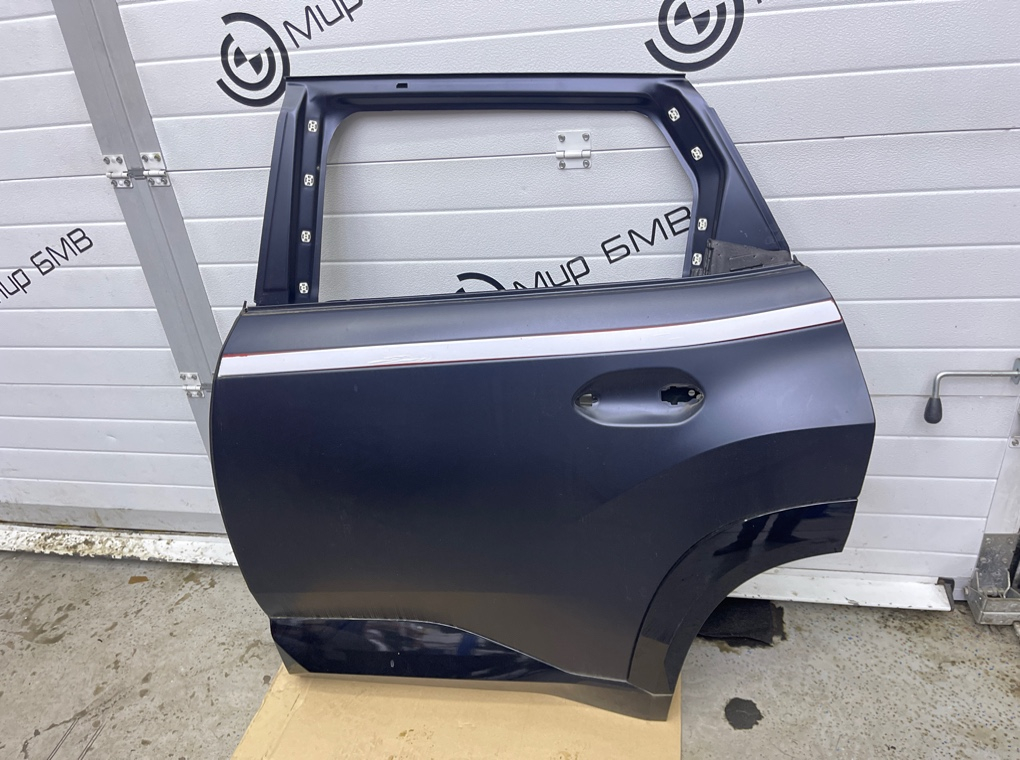 Дверь боковая BMW XM Label 2023 G09 S68B44A Задн. Лев.