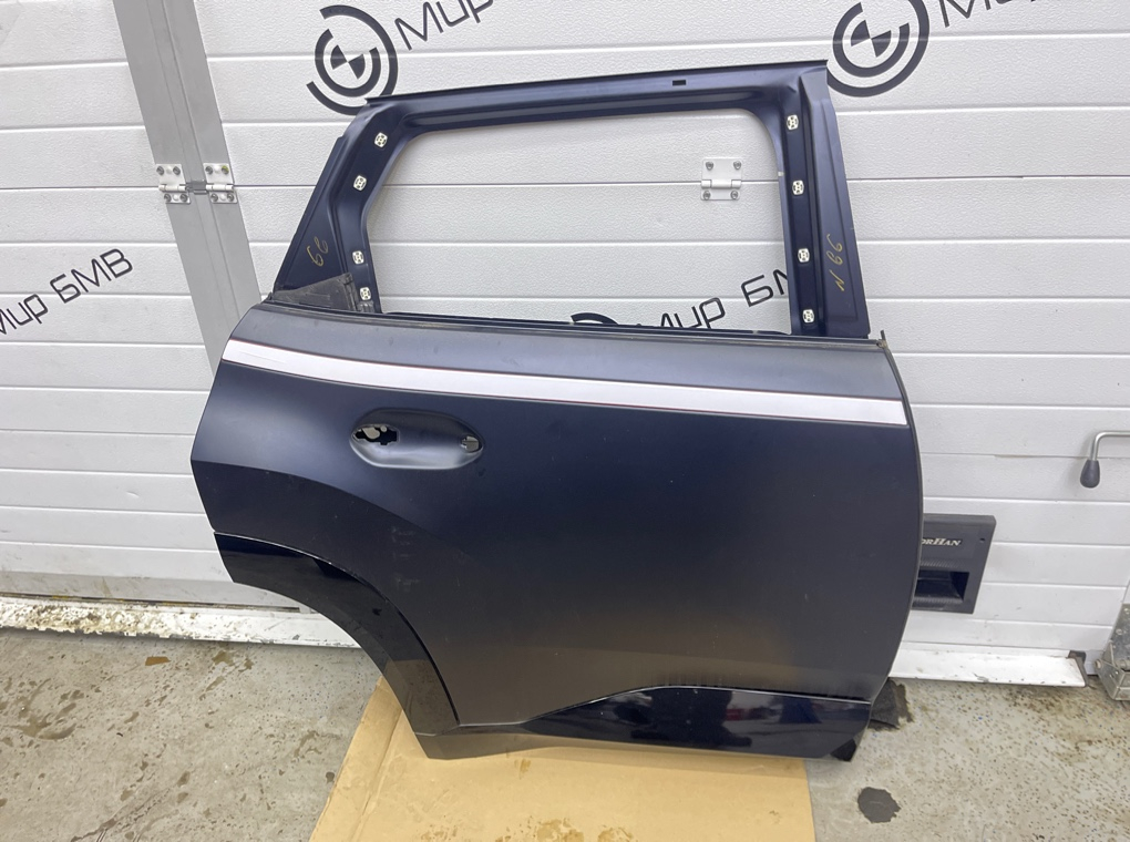 Дверь боковая BMW XM Label 2023 G09 S68B44A Задн. Прав.