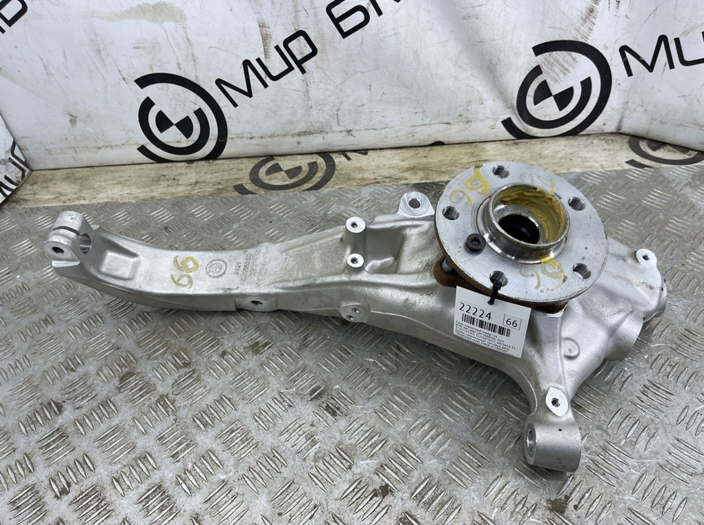 Кулак поворотный BMW XM Label 2023 G09 S68B44A Перед. Лев.
