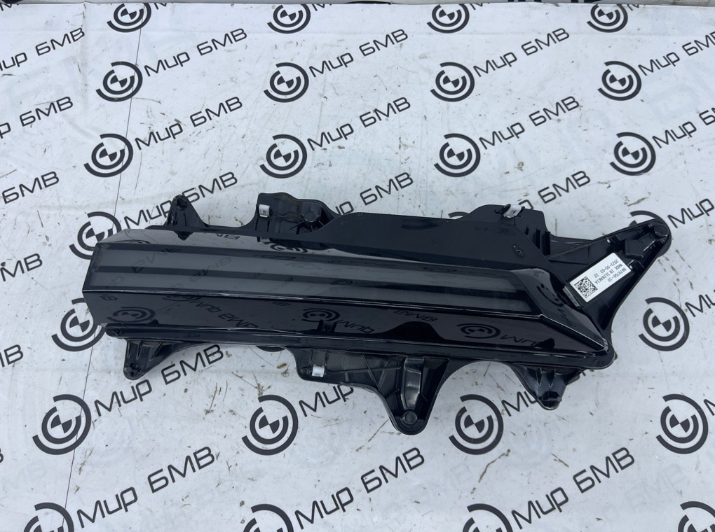 Фонарь задний BMW XM Label 2023 G09 S68B44A Прав.