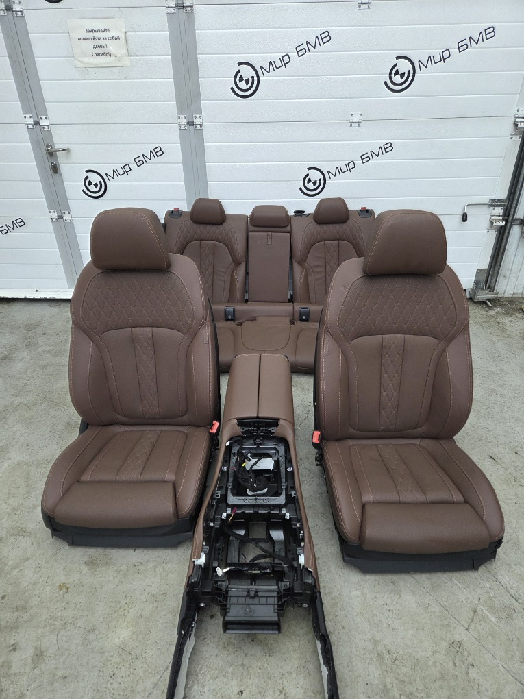 Салон Komfort BMW X6 xDrive30d M Sport 2023 G06 B57D30B