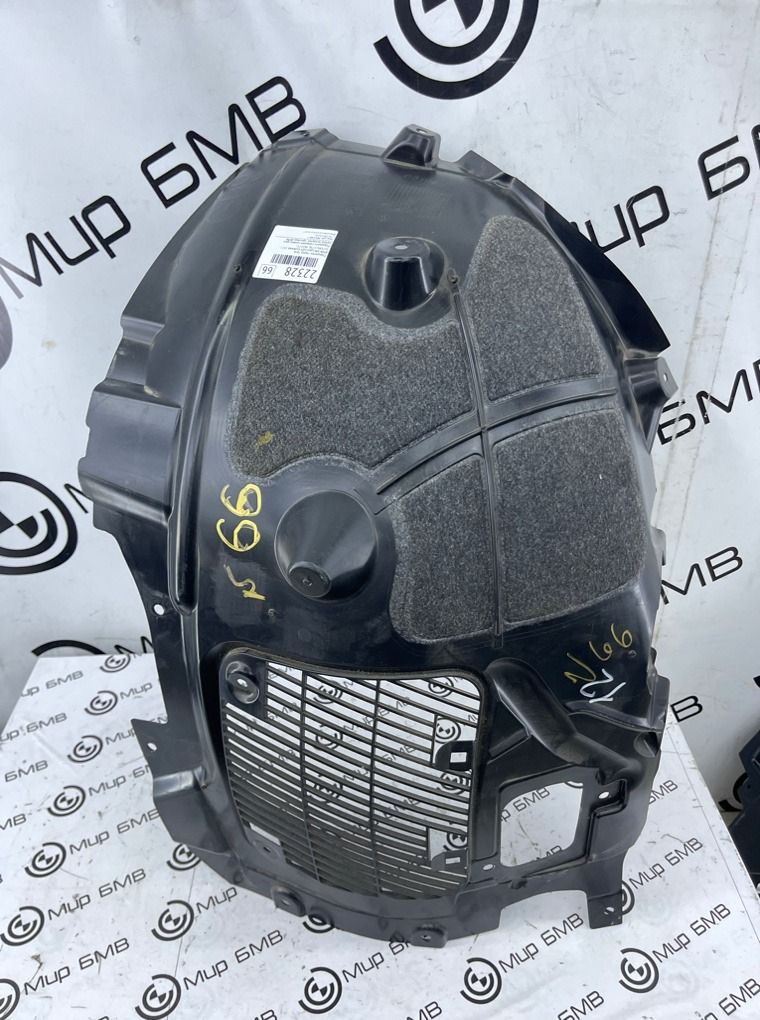 Подкрылок BMW XM Label 2023 G09 S68B44A Перед. Прав.