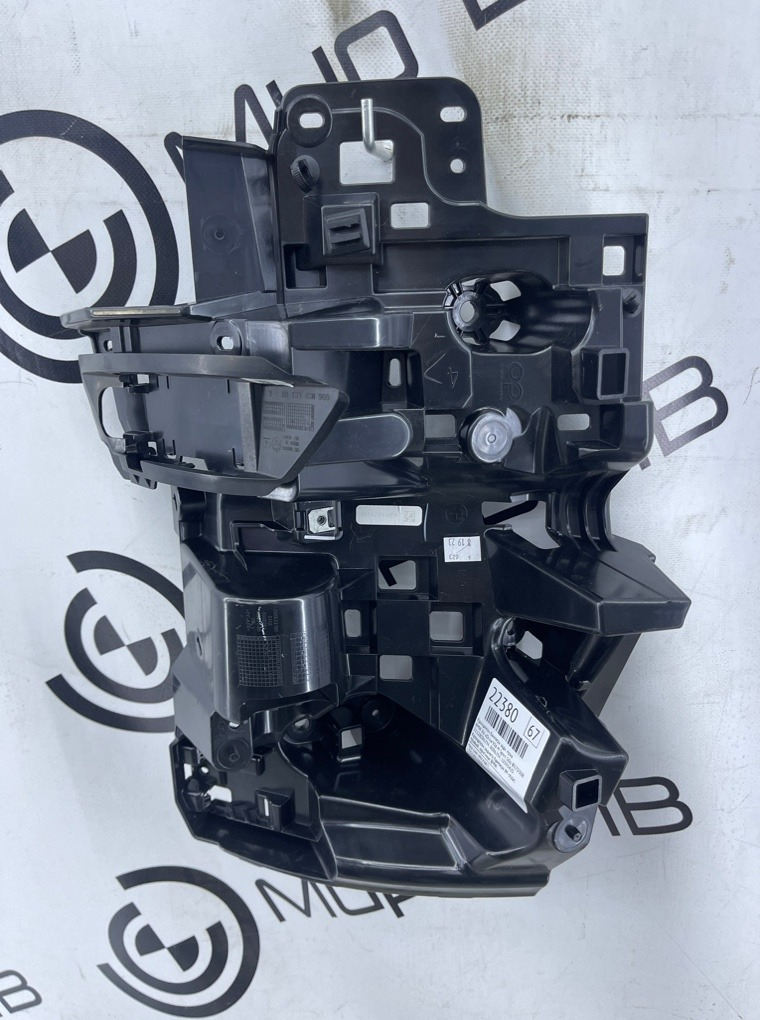 Кронштейн бампера BMW X6 xDrive30d M Sport 2023 G06 B57D30B Задн. Прав.