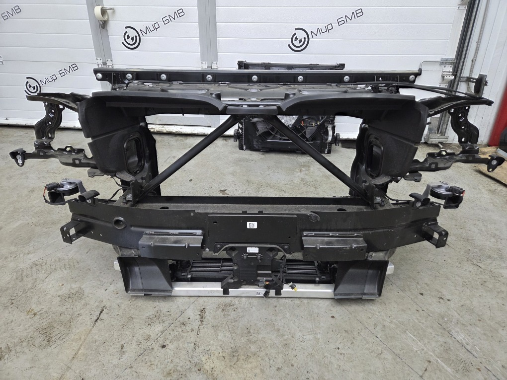 Передняя панель кузова BMW XM Label 2023 G09 S68B44A