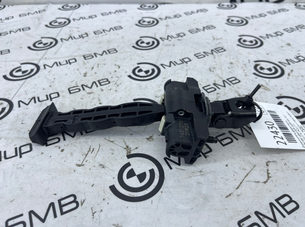 Ограничитель двери BMW XM Label 2023 G09 S68B44A Перед.